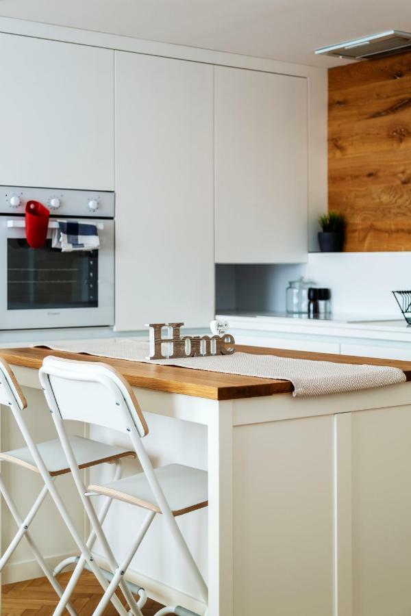 Exclusive Downtown Bella Apartamento